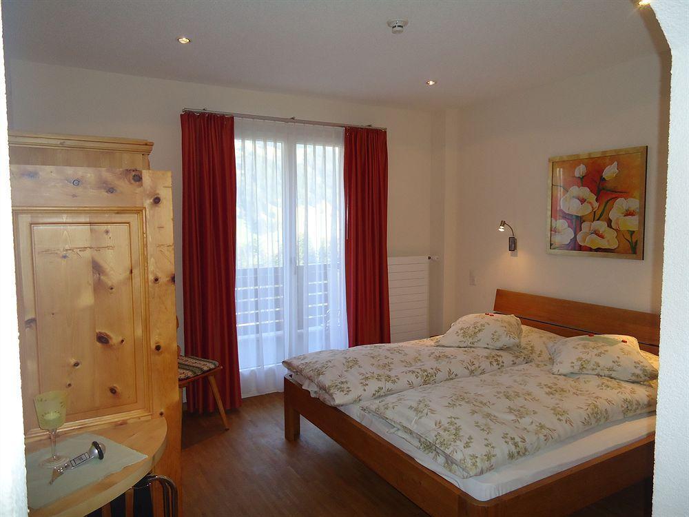 Hotel Huldi Αντελμπόντεν Εξωτερικό φωτογραφία