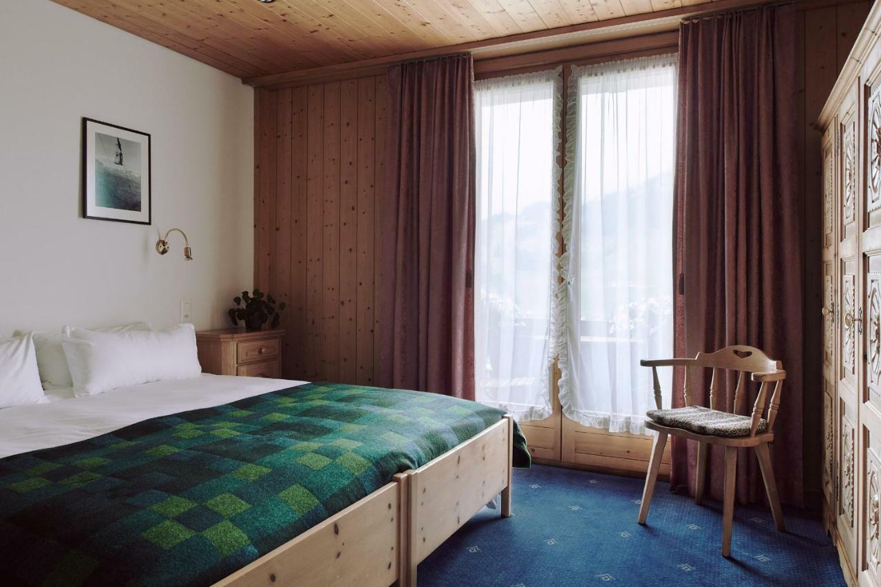 Hotel Huldi Αντελμπόντεν Εξωτερικό φωτογραφία